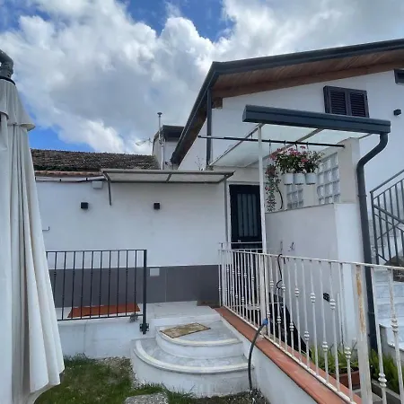 Casa Intera Piano Terra Con Piccolo Giardino * Qualiano